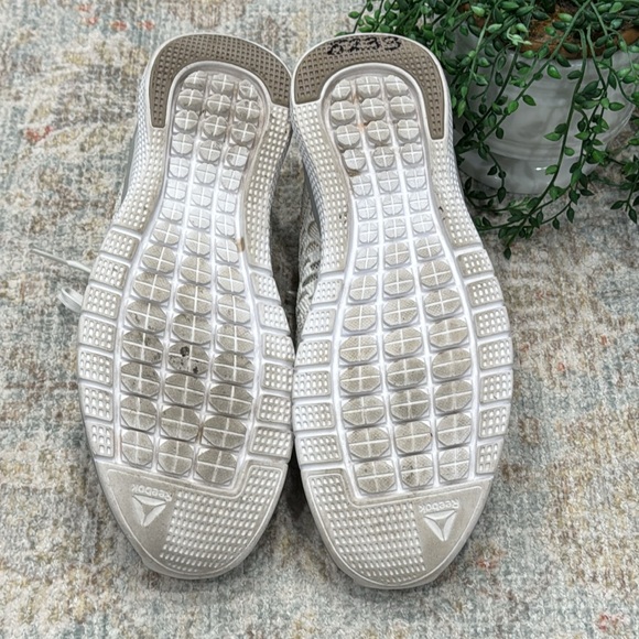 Reebok sneakers - Picture 7 of 10